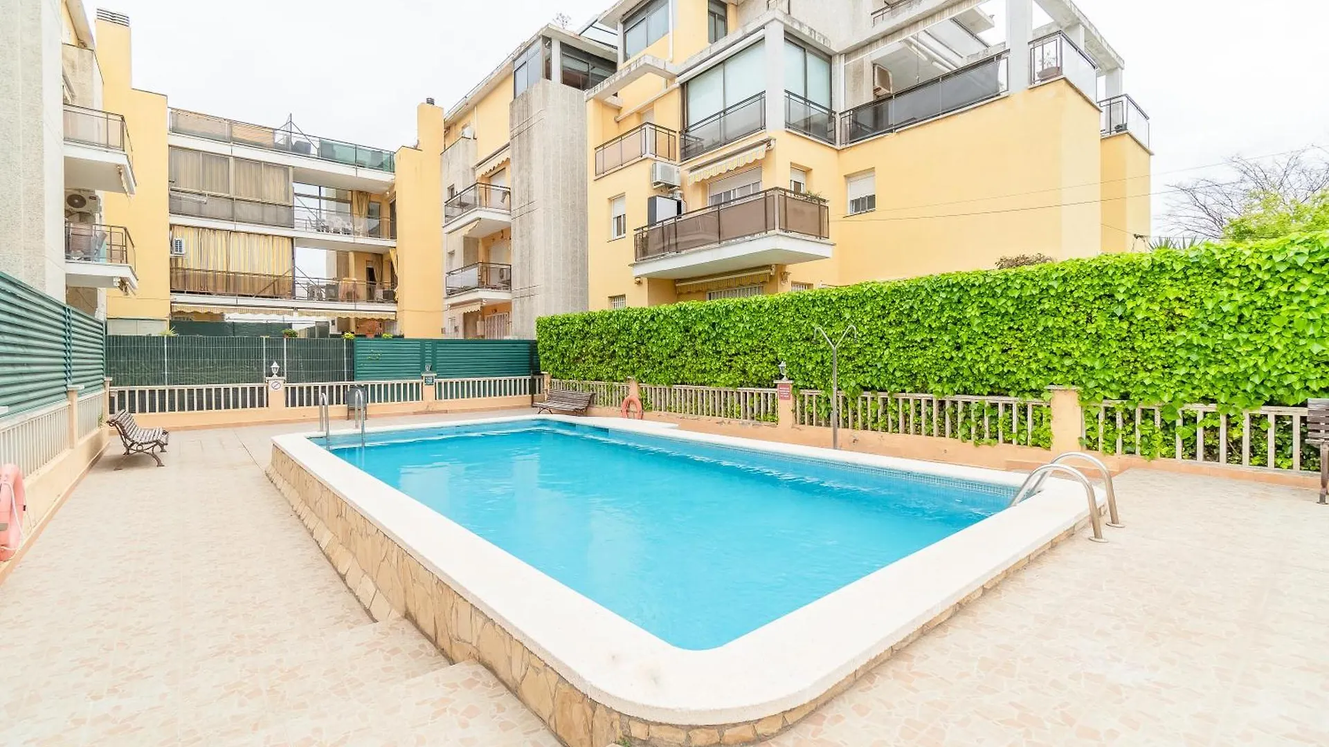 Apartment Apartamento Completo Con Piscina Y Amplio Balcon Cunit Spain
