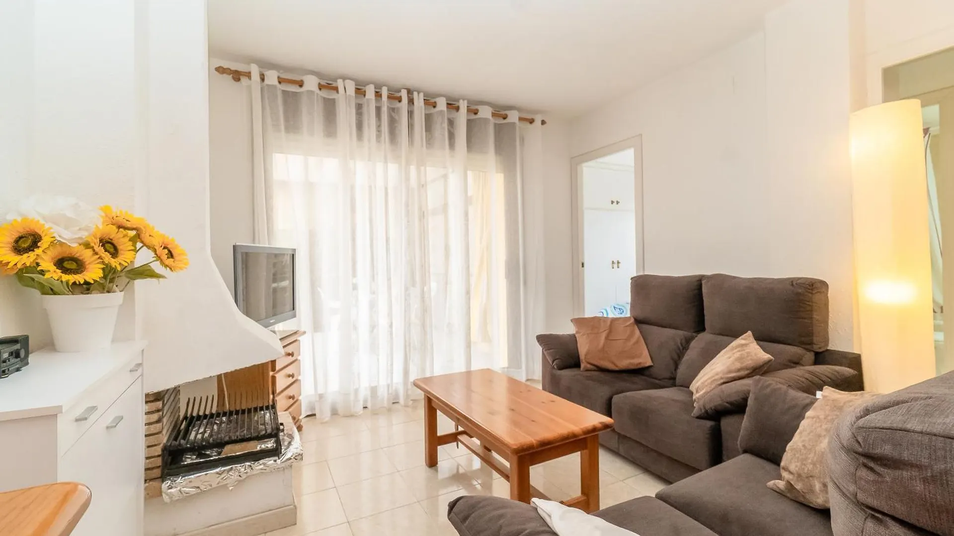 Apartment Apartamento Completo Con Piscina Y Amplio Balcon Cunit Spain
